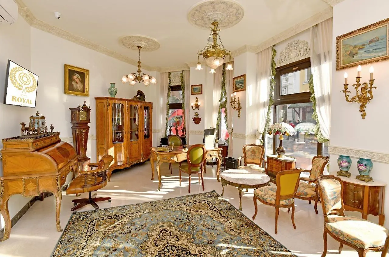 Royal Hotel Varna 3*,