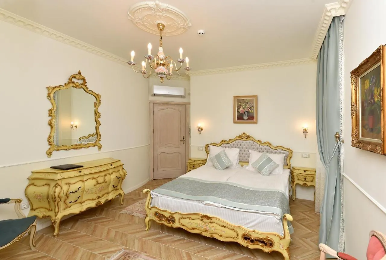 Royal Hotel Varna 3*,